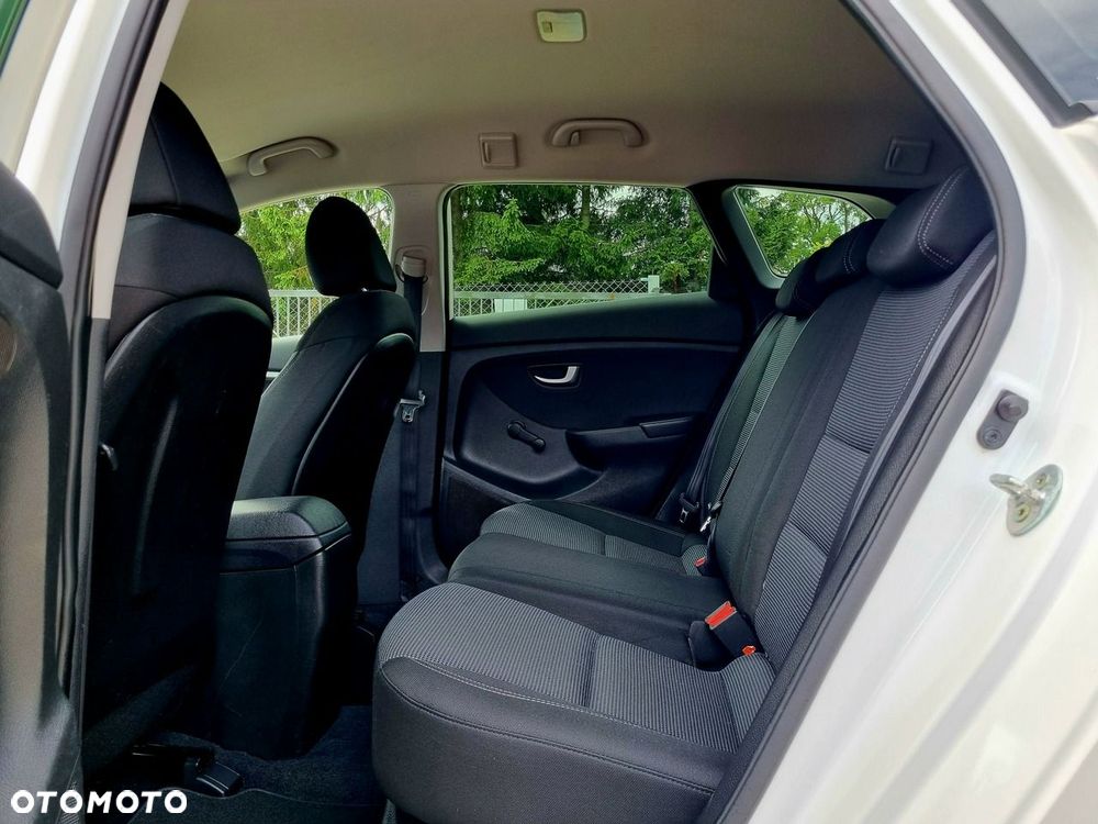 Hyundai i30 1.4 Style - 10