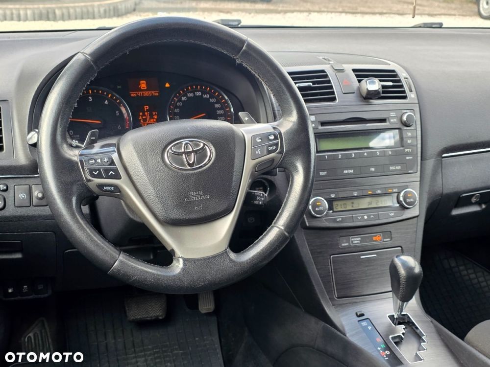 Toyota Avensis 2.2 D-4D Platinium - 11