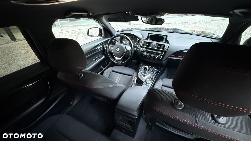 BMW Seria 1 116d Edition M Sport Shadow - 24