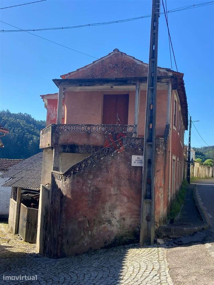 Habitação T2 + T3 para Restauro em Lorvão, Penacova | 2 Projetos Aprov - Grande imagem: 2/29