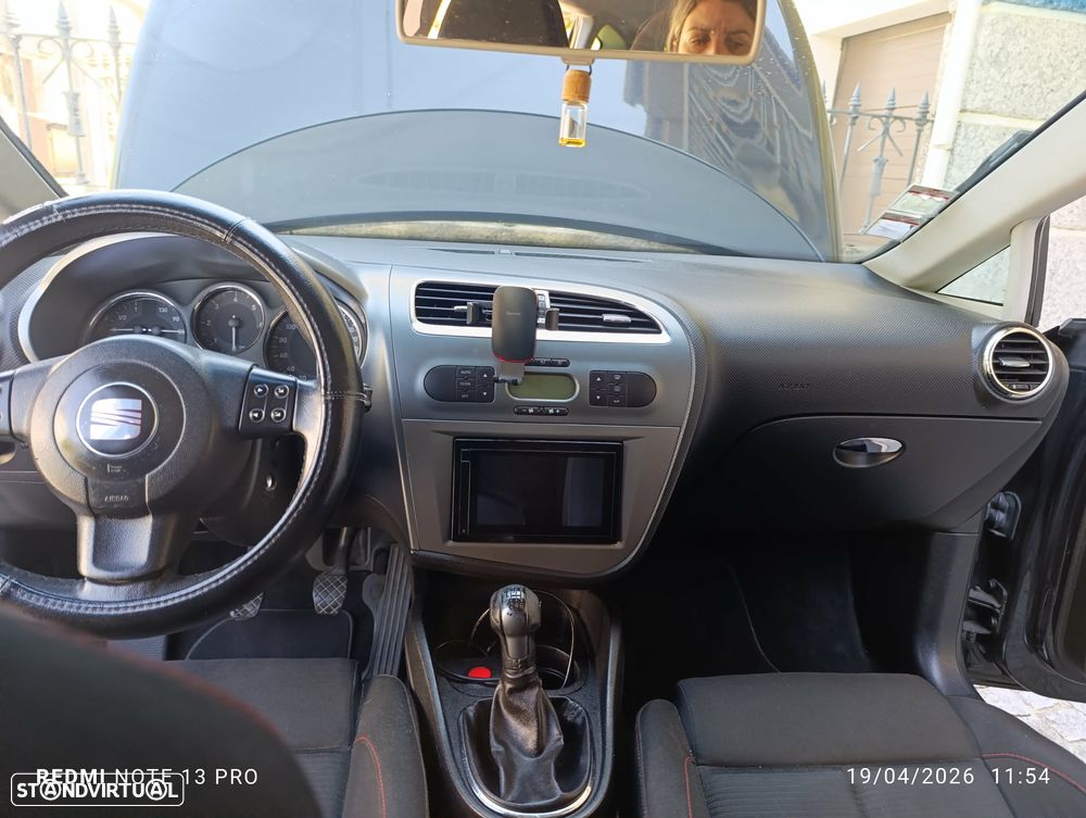 SEAT Leon 2.0 TDI FR - 11