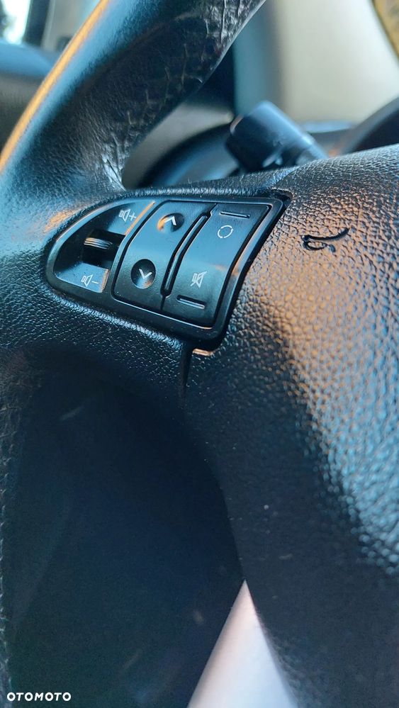 Kia Sportage 2.0 CRDI 4WD Dream-Team Edition - 24