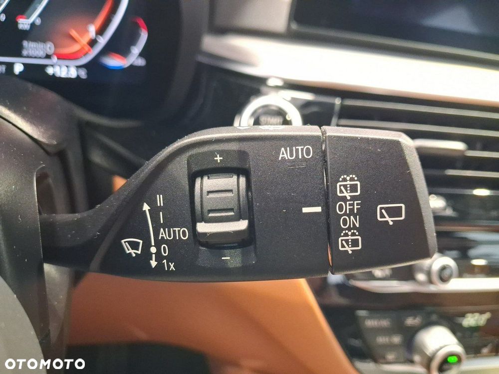 BMW Seria 5 - 23