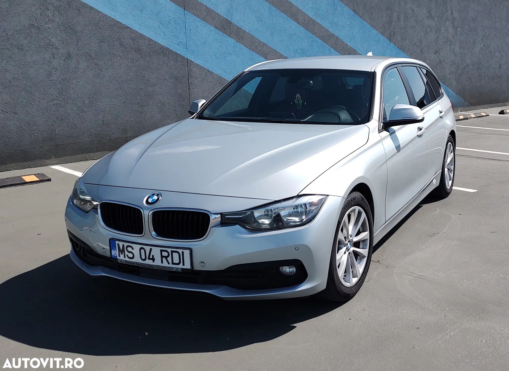 BMW Seria 3 - 1