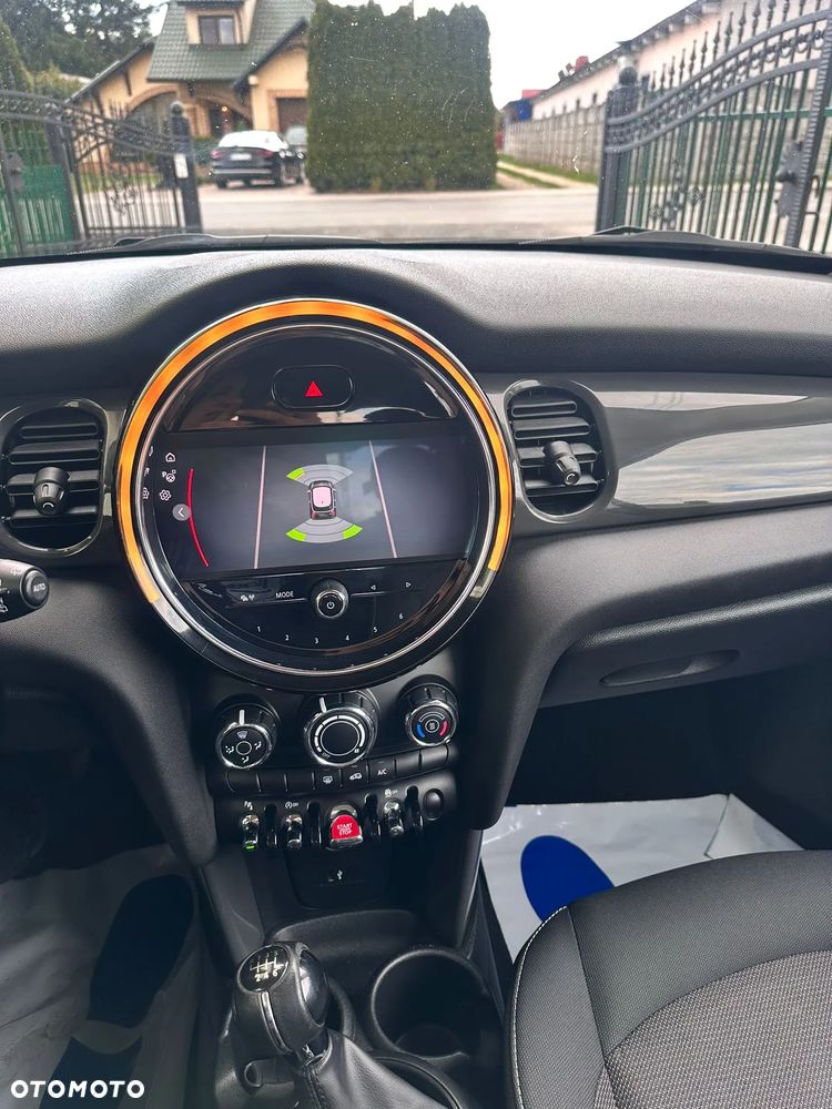 MINI ONE Classic Trim - 13