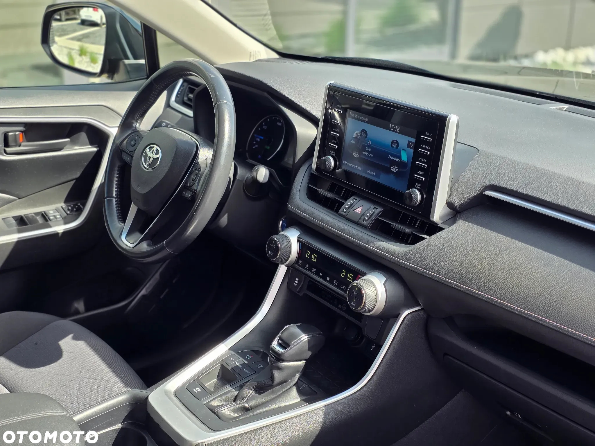 Toyota RAV4 - 21