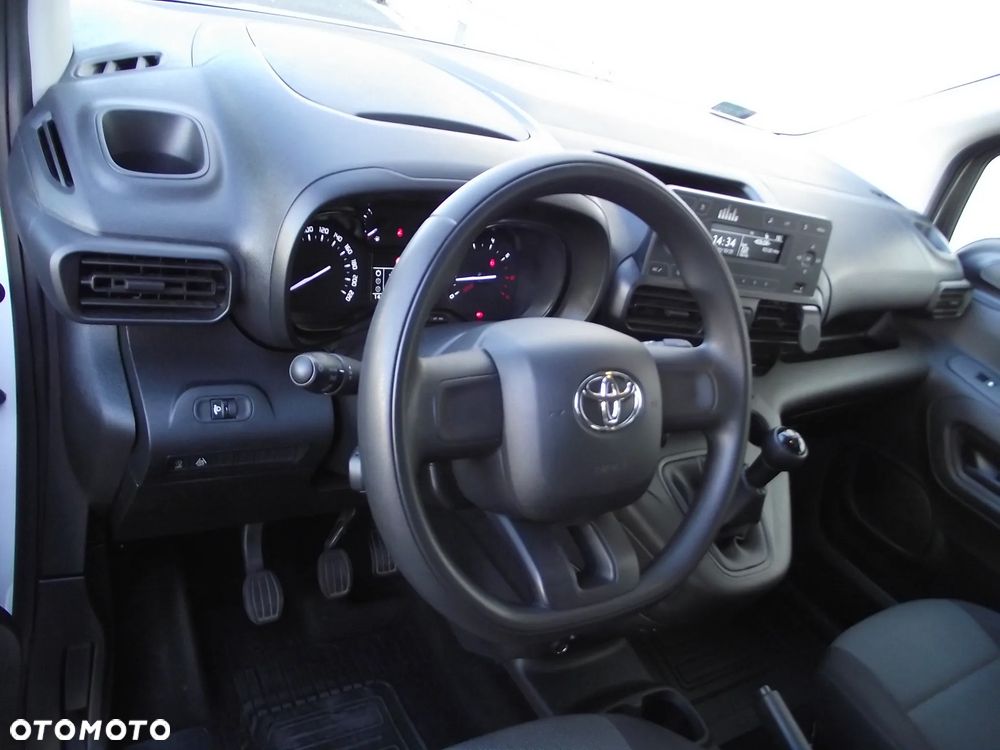Toyota Proace City Verso Long 1.5 D-4D Business - 16