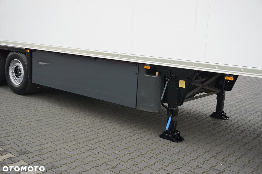 Schmitz Cargobull / CHŁODNIA / CARRIER VECTOR 1350 / OŚ PODNOSZONA - 17