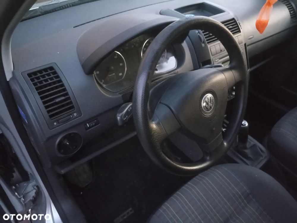 Volkswagen Polo - 7