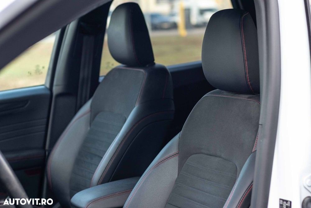 Ford Kuga 2.5 Duratec PHEV ST Line X - 16