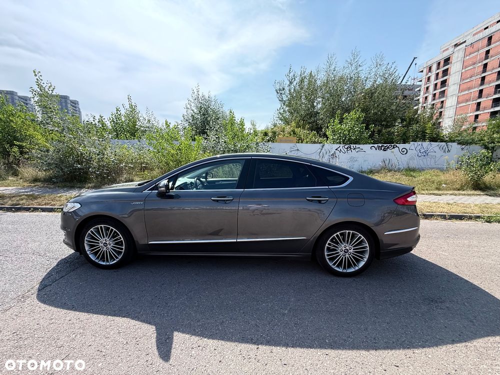 Ford Mondeo 2.0 Hybrid Vignale - 19