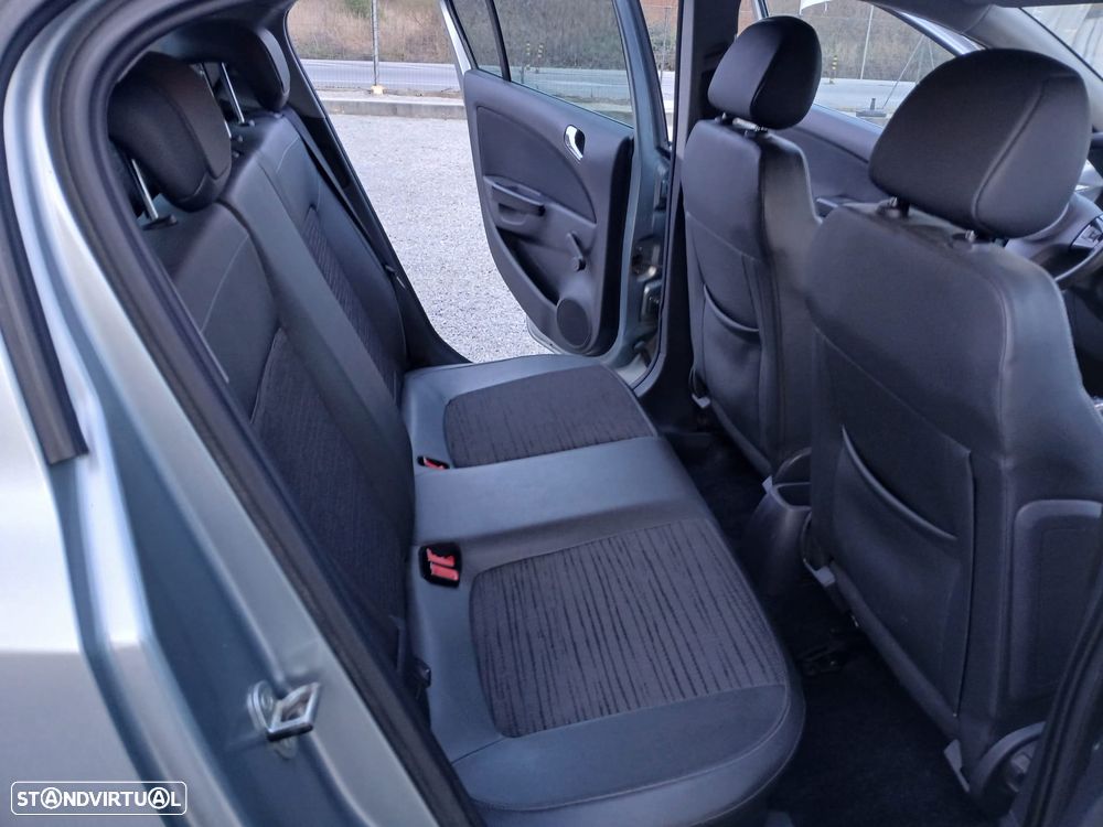 Opel Corsa 1.2 Enjoy S/S - 3