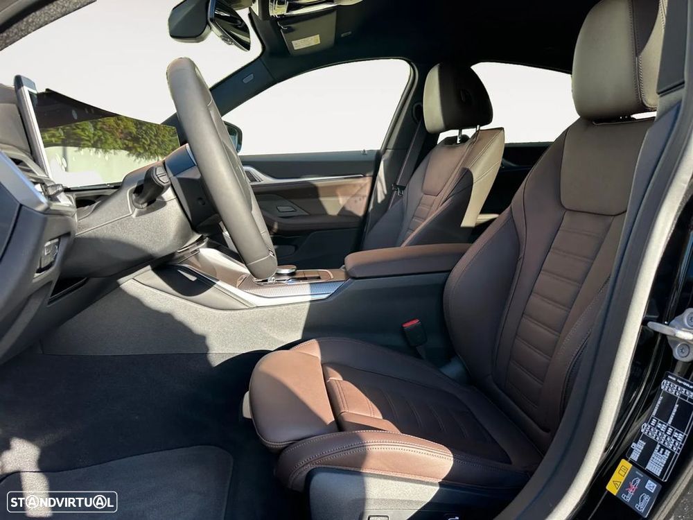 BMW i4 eDrive40 Desportiva M - 10