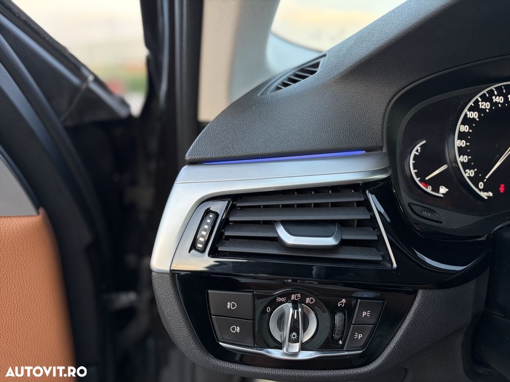 BMW Seria 5 520i Aut. - 26
