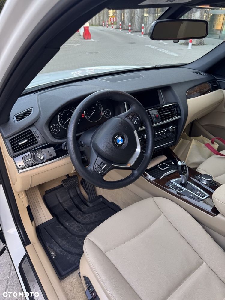 BMW X3 xDrive28i xLine - 9