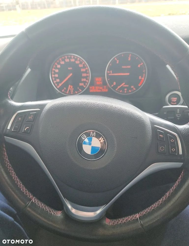 BMW X1 xDrive20d Sport Line - 7