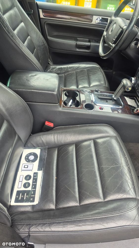 Volkswagen Touareg 2.5 R5 TDI Tiptr - 19