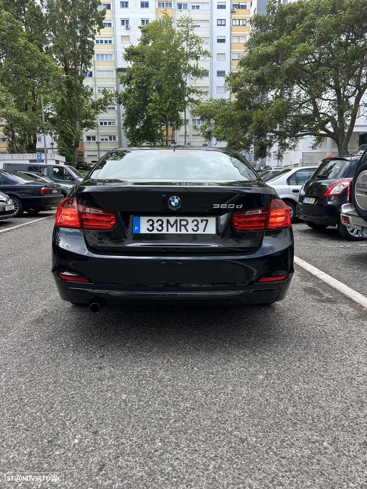 BMW 320 d Line Sport - 2