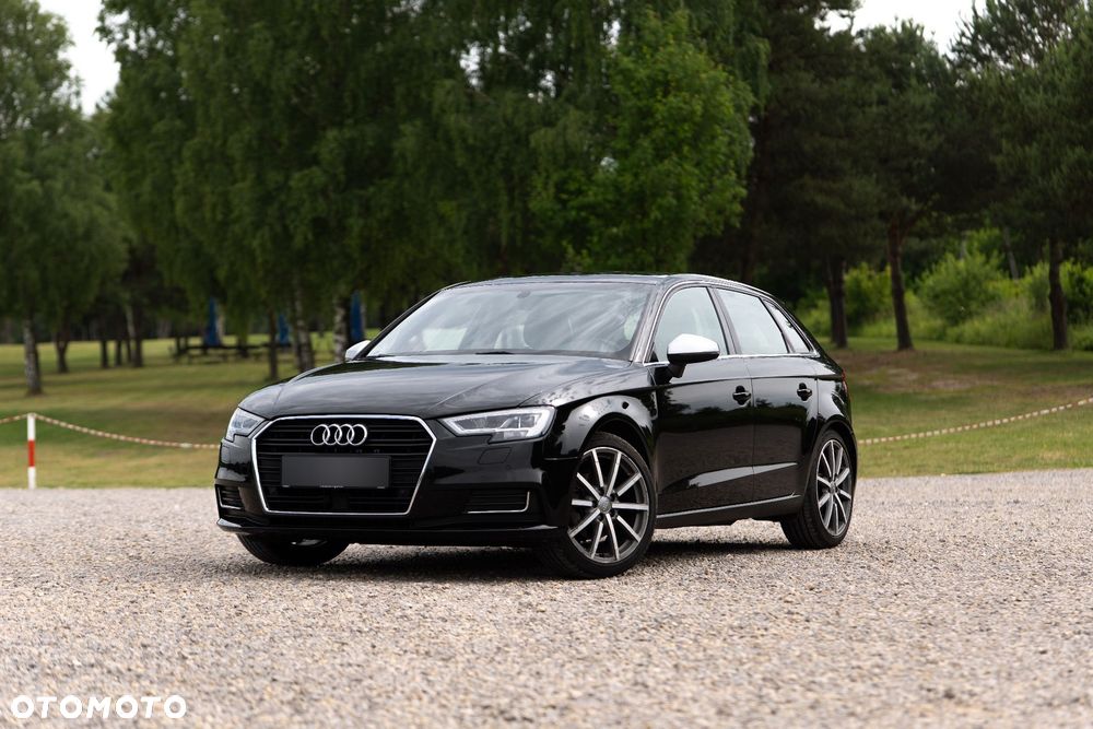 Audi A3 Sportback - 1