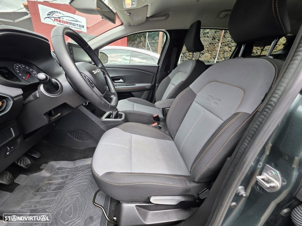 Dacia Jogger 1.0 TCe Extreme 7L - 10