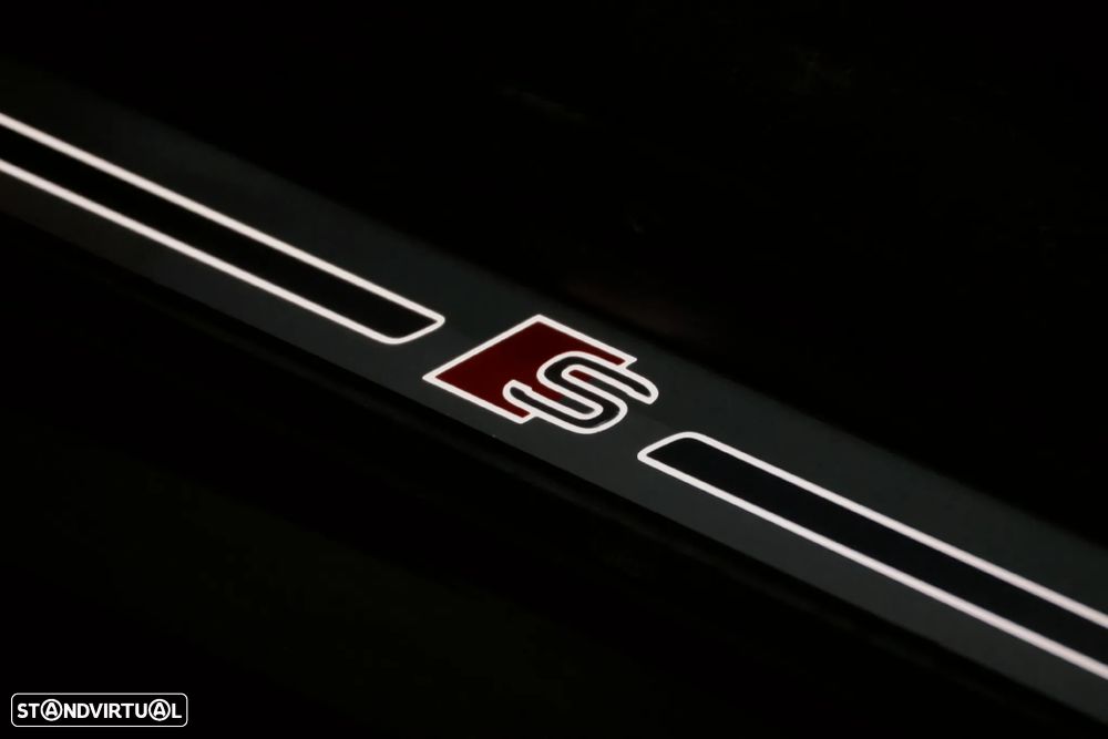 Audi A3 Limousine 30 TFSI S-line - 14