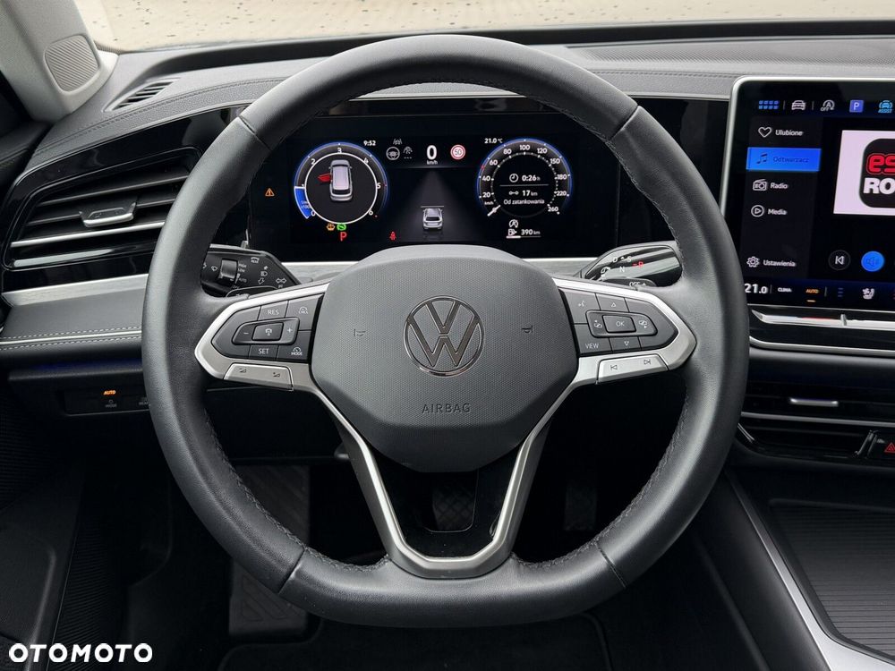 Volkswagen Passat - 22