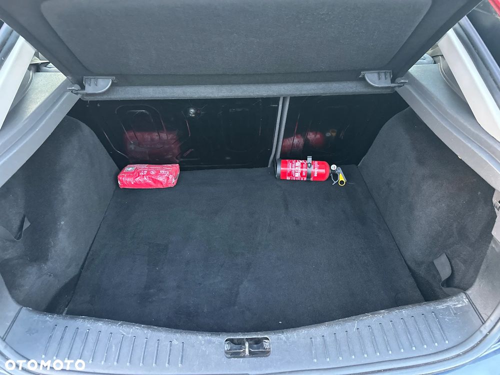Ford Focus Ambiente - 27