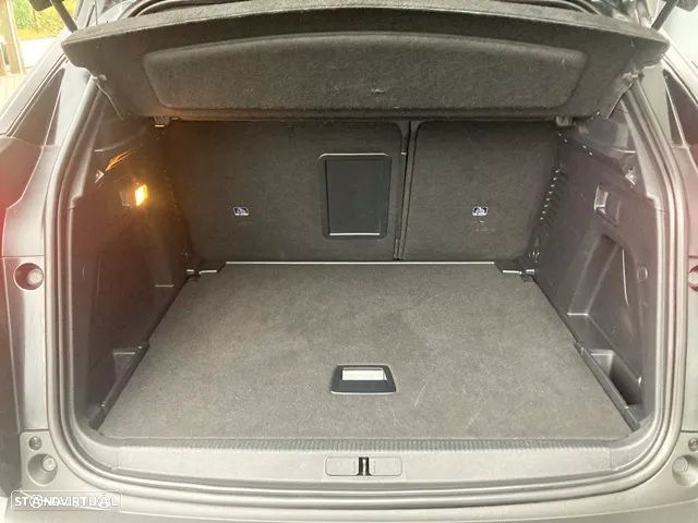 Peugeot 3008 PureTech 130 Stop & Start GPF EAT8 GT - 38