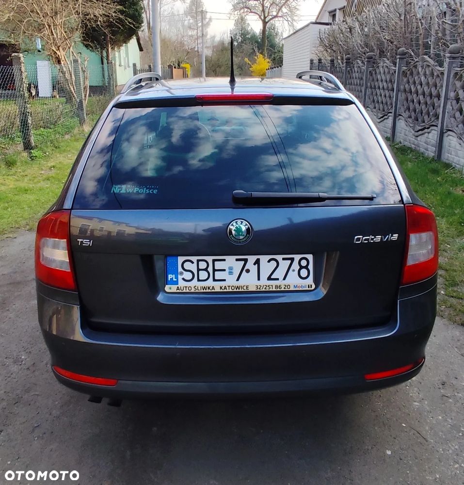 Skoda Octavia 1.4 TSI Ambition - 8