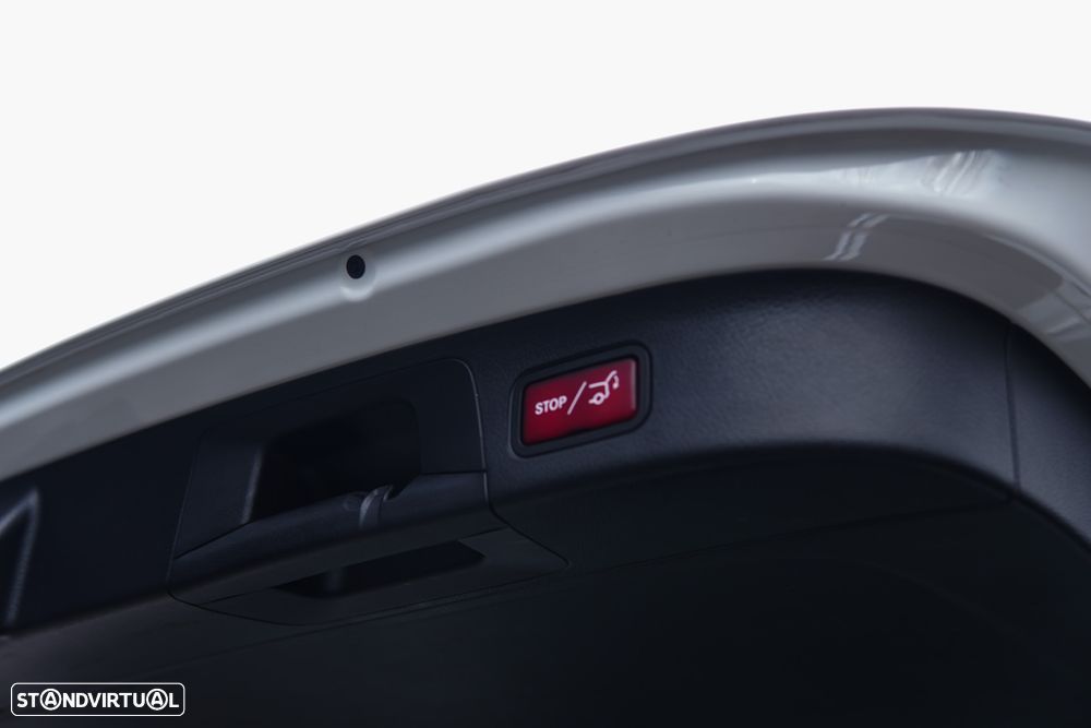 Mercedes-Benz GLA 200 d 8G-DCT AMG Line - 26