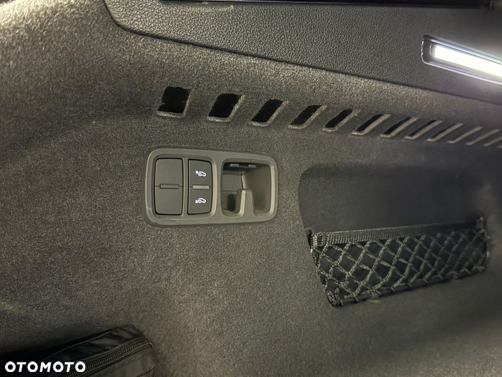 Audi Q8 - 11