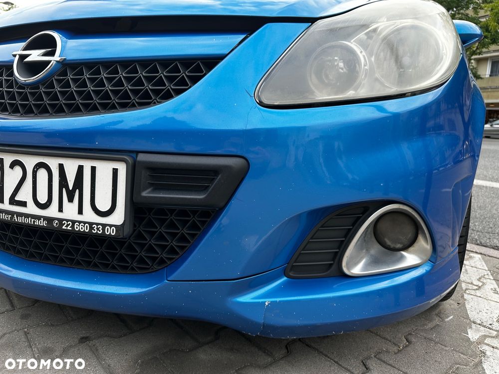 Opel Corsa 1.6T OPC - 12