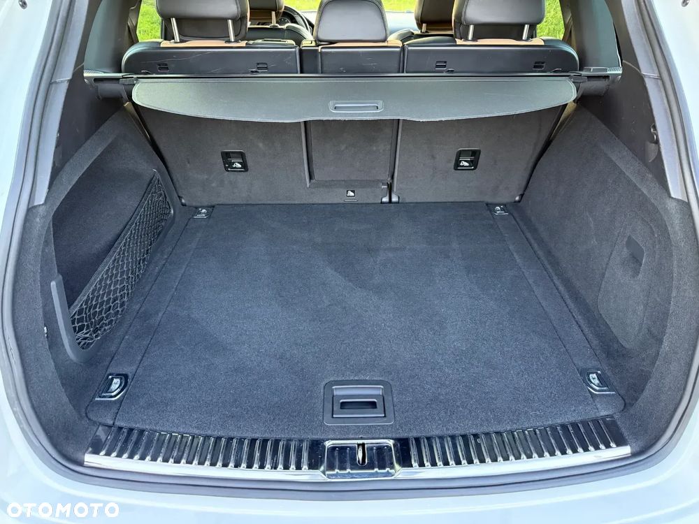 Porsche Cayenne Standard - 20