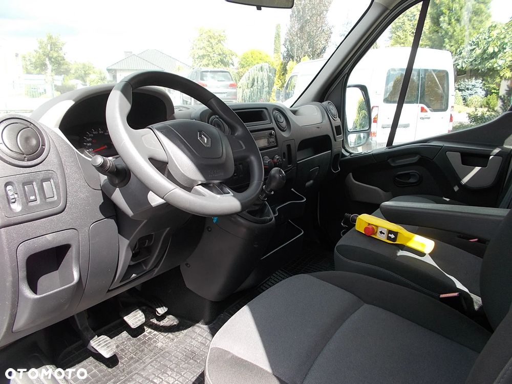 Renault Master - 18