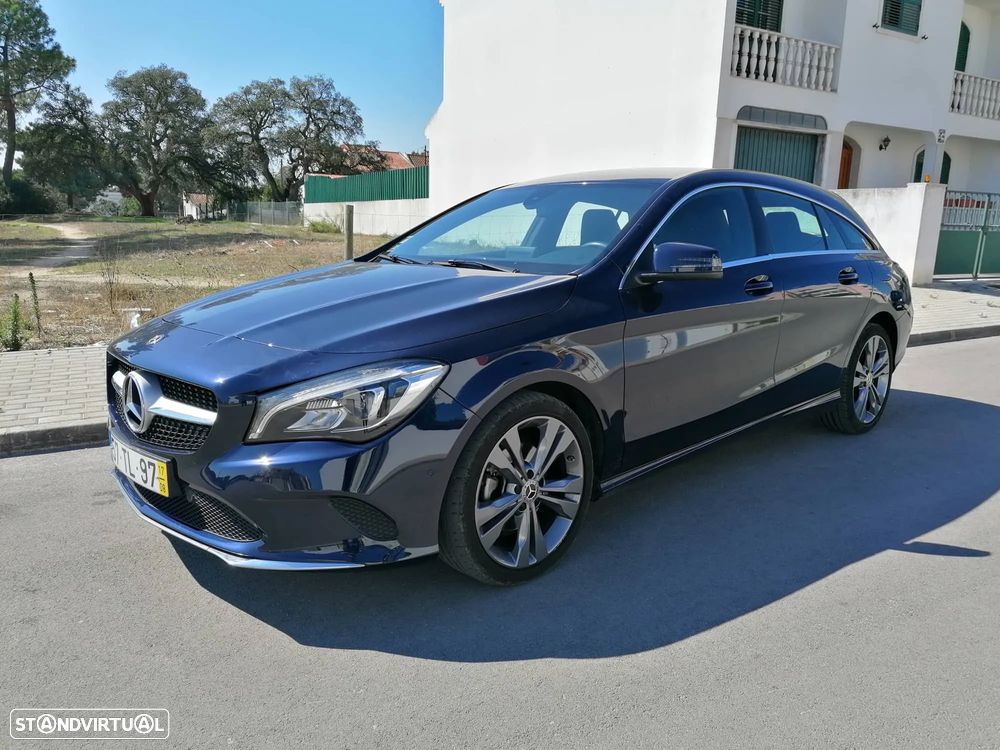 Mercedes-Benz CLA 180 d Shooting Brake Urban - 2