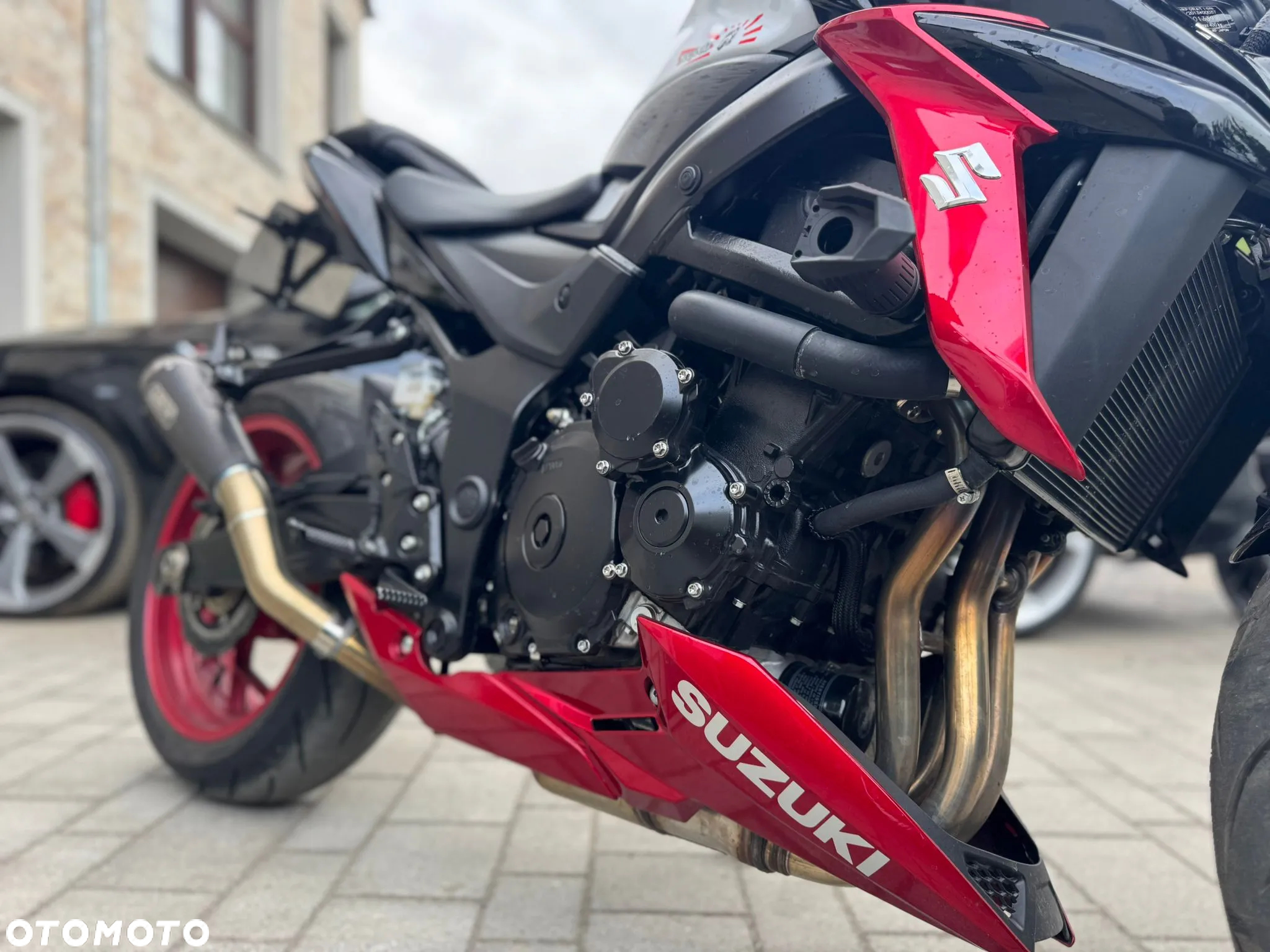 Suzuki GSX - 11