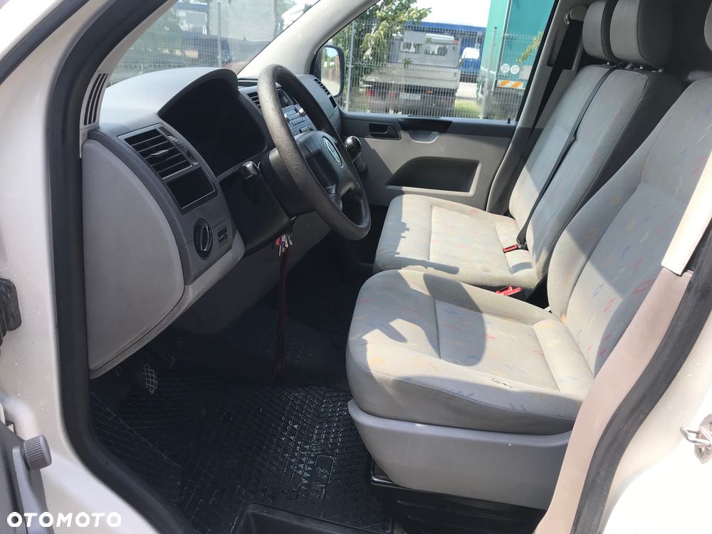Volkswagen Transporter - 25