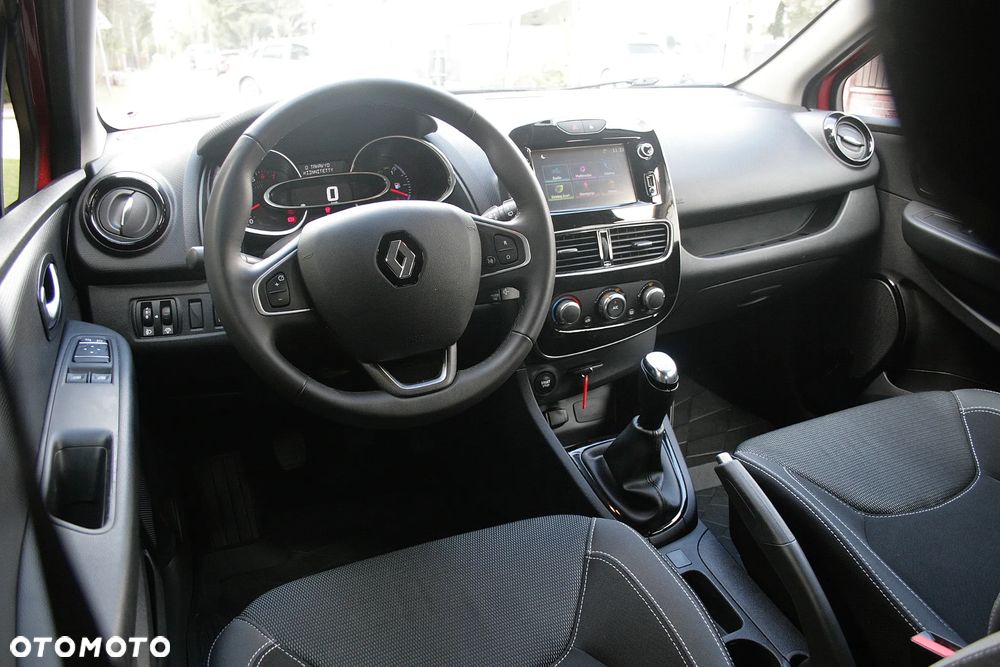 Renault Clio - 12