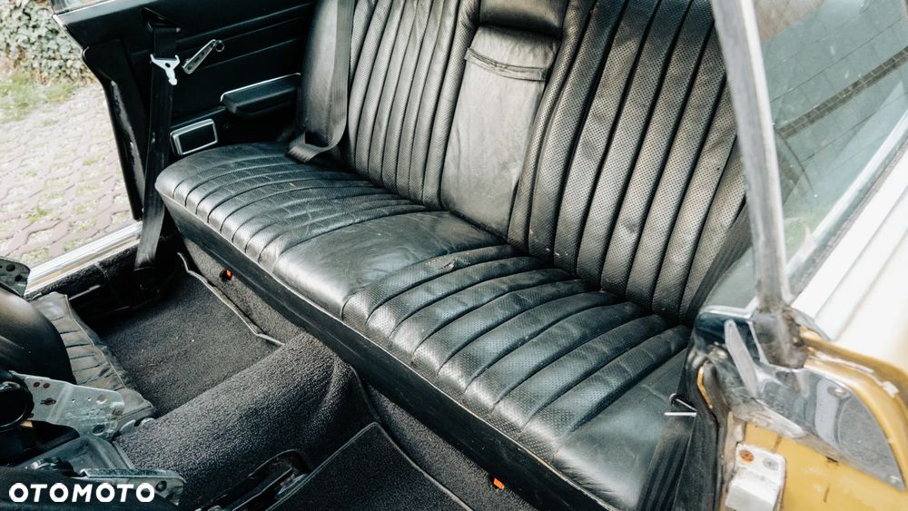 Mercedes-Benz SLC - 29