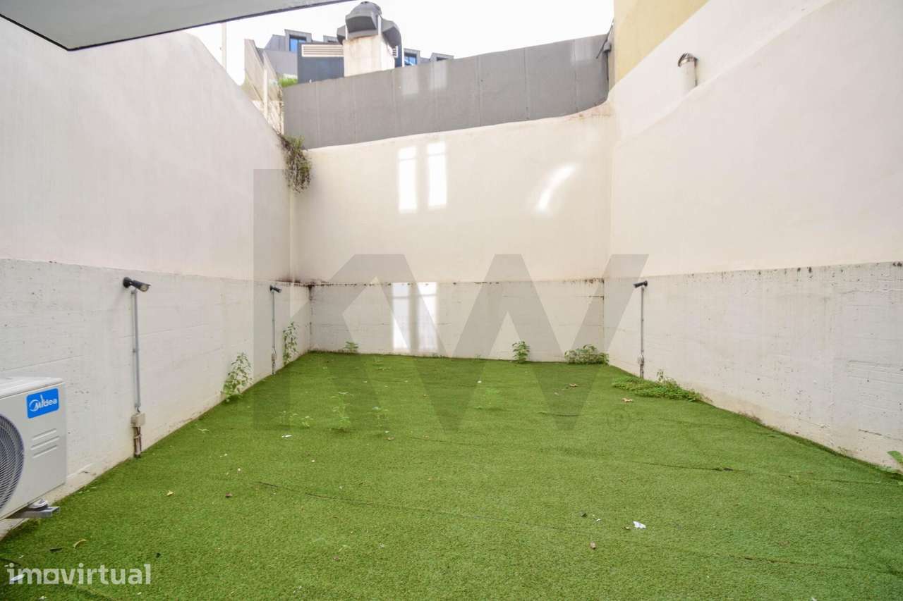 Apartamento T1 novo com Terraço - Grande imagem: 2/16