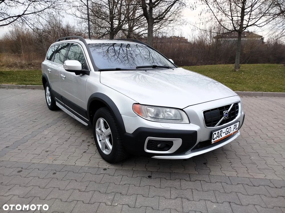 Volvo XC 70 3.2 AWD Momentum - 2
