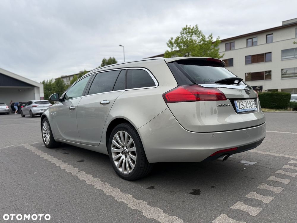 Opel Insignia 2.0 CDTI Cosmo - 11