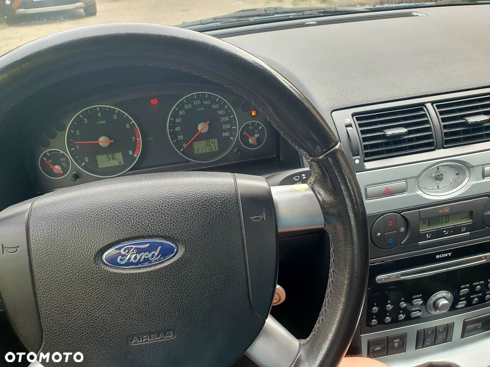 Ford Mondeo 2.0 Futura X - 13