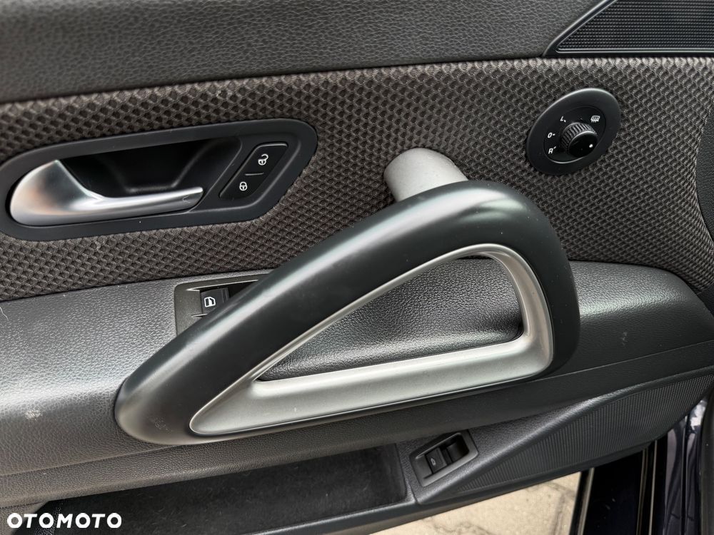 Volkswagen Scirocco 2.0 TDI DSG - 29