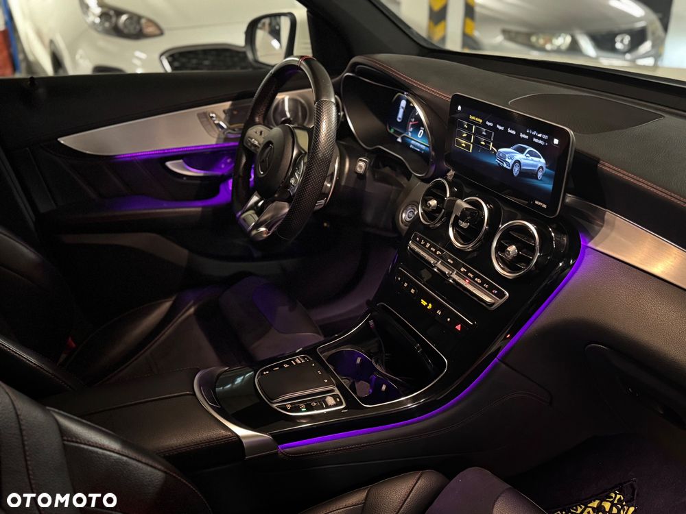 Mercedes-Benz GLC - 16