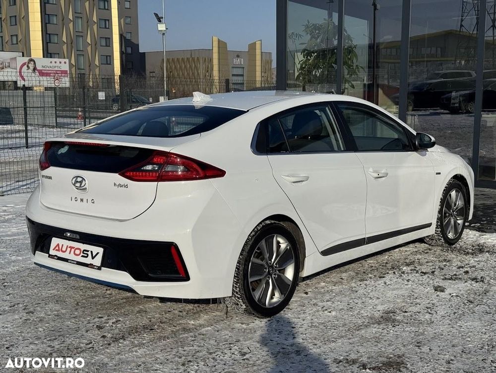 Hyundai IONIQ - 4