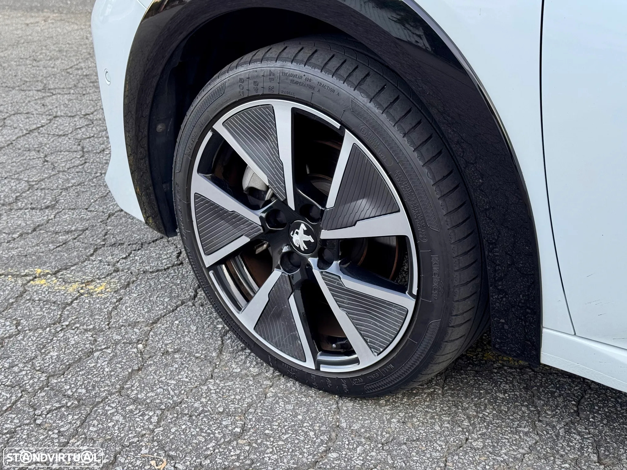 Peugeot e-208 50 kWh GT - 25