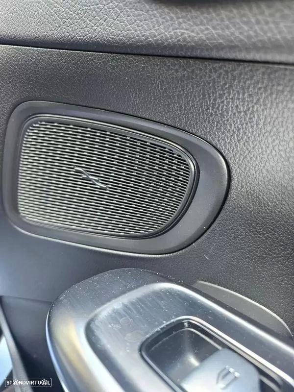 Mercedes-Benz C 300 d AMG Line - 24