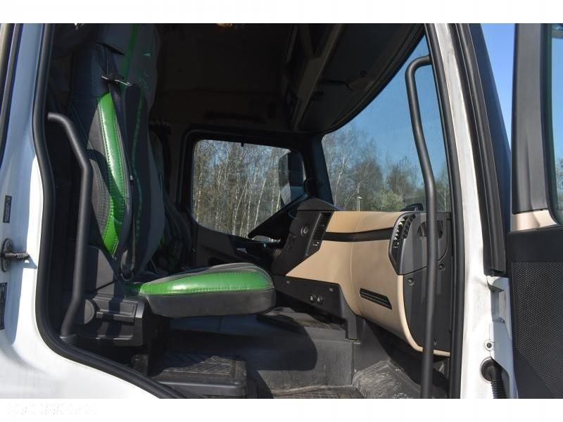 Mercedes-Benz Actros - 29