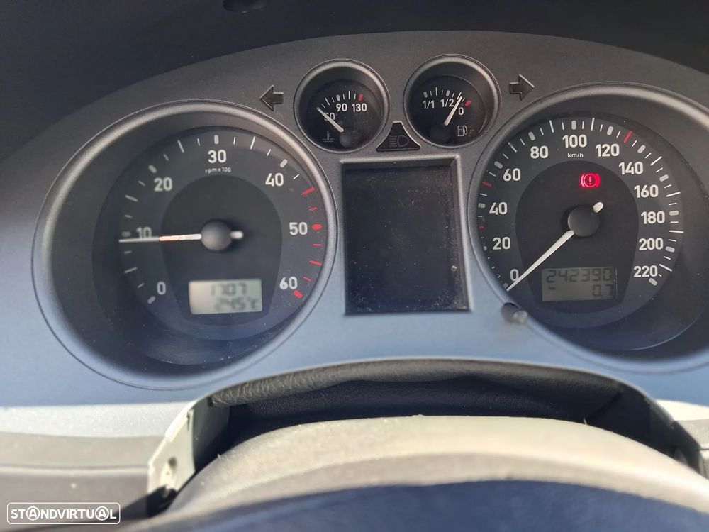 SEAT Ibiza 1.4 TDi Style DPF - 9